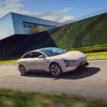La Xpeng à 20 000 € concurrente de la Tesla Model 3 arrive bientôt en Europe : la Mona M03
