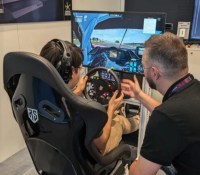 Je suis devenu pilote de course : prise en main du setup simracing de Revosim (Nacon)