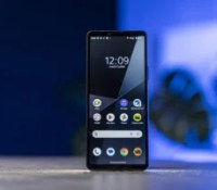 Sony Xperia 10 VI 12