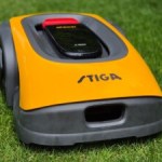 Test de la Stiga A 1500 : que vaut cette tondeuse robot face à la concurrence ? Test de la Stiga A 1500 : que vaut cette tondeuse robot face à la concurrence ?