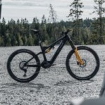 Un VTT électrique ultra performant qui détonne par son style : Polestar l’a fait avec l’Elize