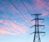 Le prix de l’électricité devrait baisser “d’au moins 10 %” en février 2025, mais attention à la mauvaise surprise du 1er novembre 2024