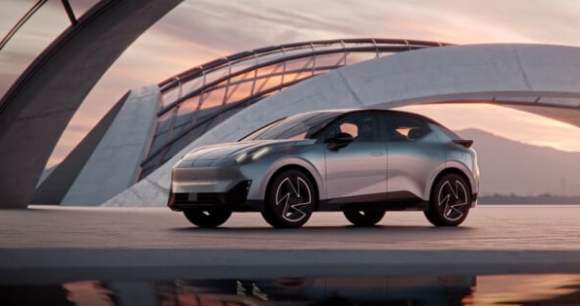 Lynk & Co Z20 // Source : Lynk & Co