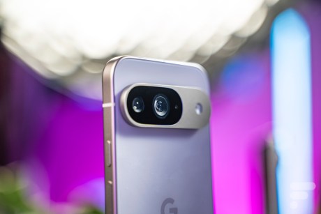 Google Pixel 9 bloc photo Google Pixel 9 // Source : Chloé Pertuis - Frandroid