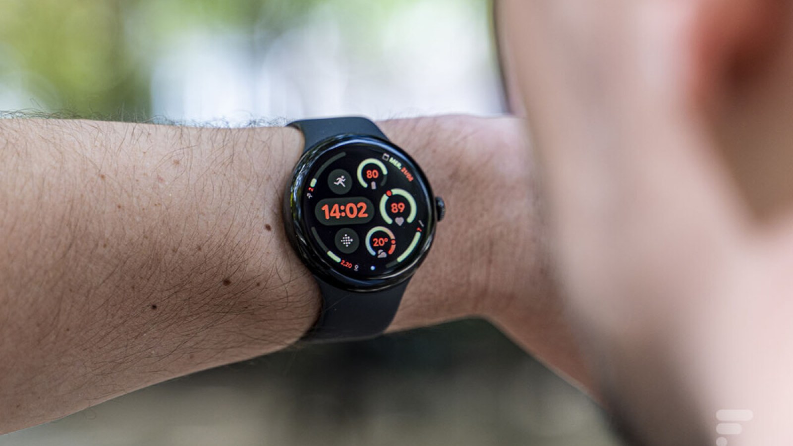 Test Google Pixel Watch XL notre avis complet Montres