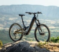 Ils sont parmi les premiers à goûter au dernier moteur Bosch : voici les nouveaux VTT électriques de Haibike