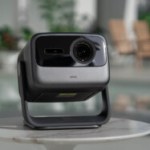 JMGO N1S Ultimate 4K : ce picoprojecteur 4K orientable avec Google TV perd 500 € de son prix