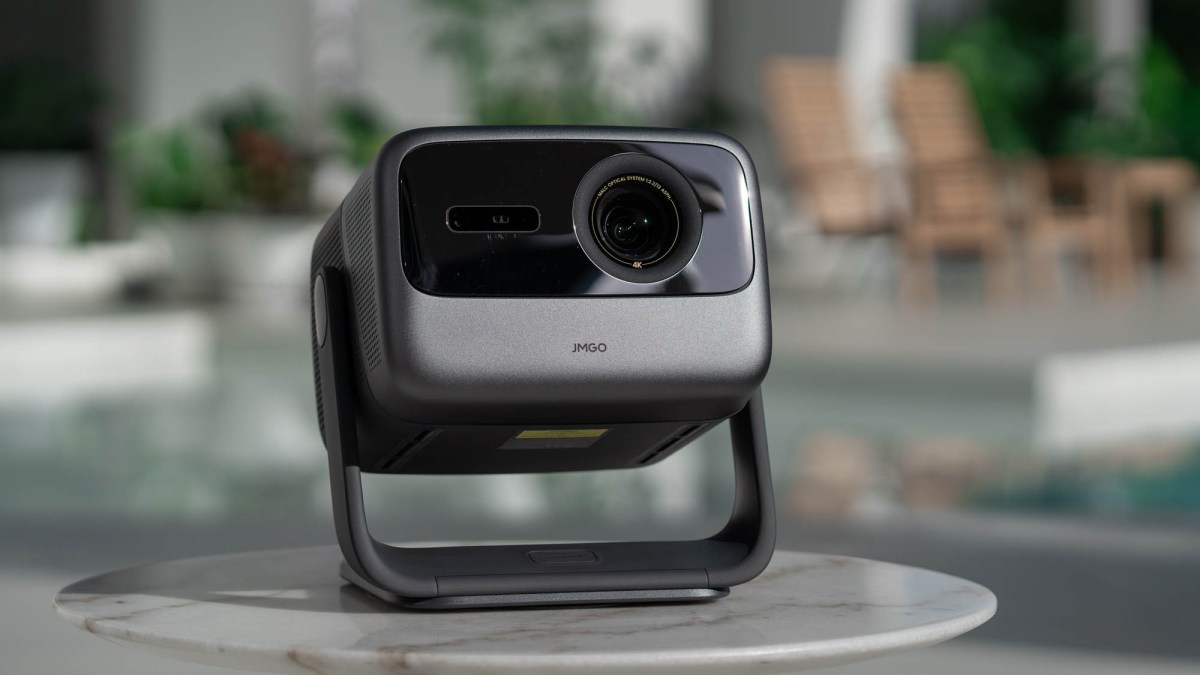 Image JMGO N1S Ultimate 4K : ce picoprojecteur 4K orientable avec Google TV perd 500 € de son prix