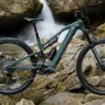 Le VTT électrique Rockrider E-Feel 900 S // Source : Decathlon