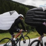 Mais à quoi peut bien servir ce sac à dos rempli d’air destiné aux cyclistes ?