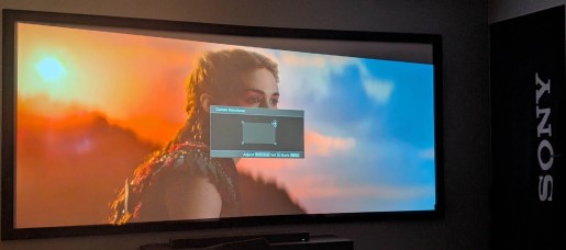 Bravia Projector VPL-XW6100ES // Source : Sylvain Pichot - Frandroid