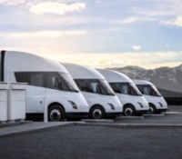 Ce camion électrique Tesla a déjà parcouru 400 000 km, et son bilan est impressionnant