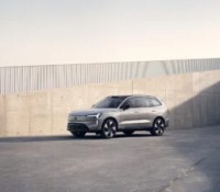 Ce qui cloche avec le nouveau Volvo EX90 électrique : cette vidéo montre tous ses problèmes