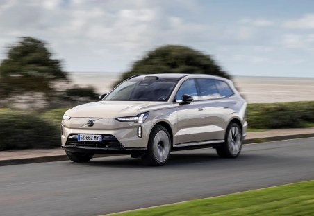 Volvo EX90