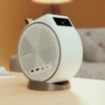 Ce vidéoprojecteur atypique à -30 % pivote pour projeter au plafond en Full HD Ce vidéoprojecteur atypique à -30 % pivote pour projeter au plafond en Full HD