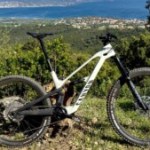 On a roulé avec le VTT électrique Canyon Spectral:Onfly : sa légèreté le rend très joueur