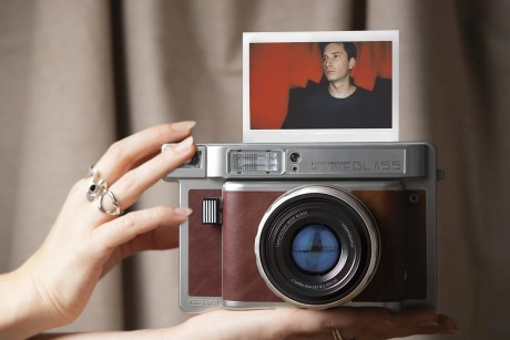 Le Lomography Lomo’Instant Wide Glass