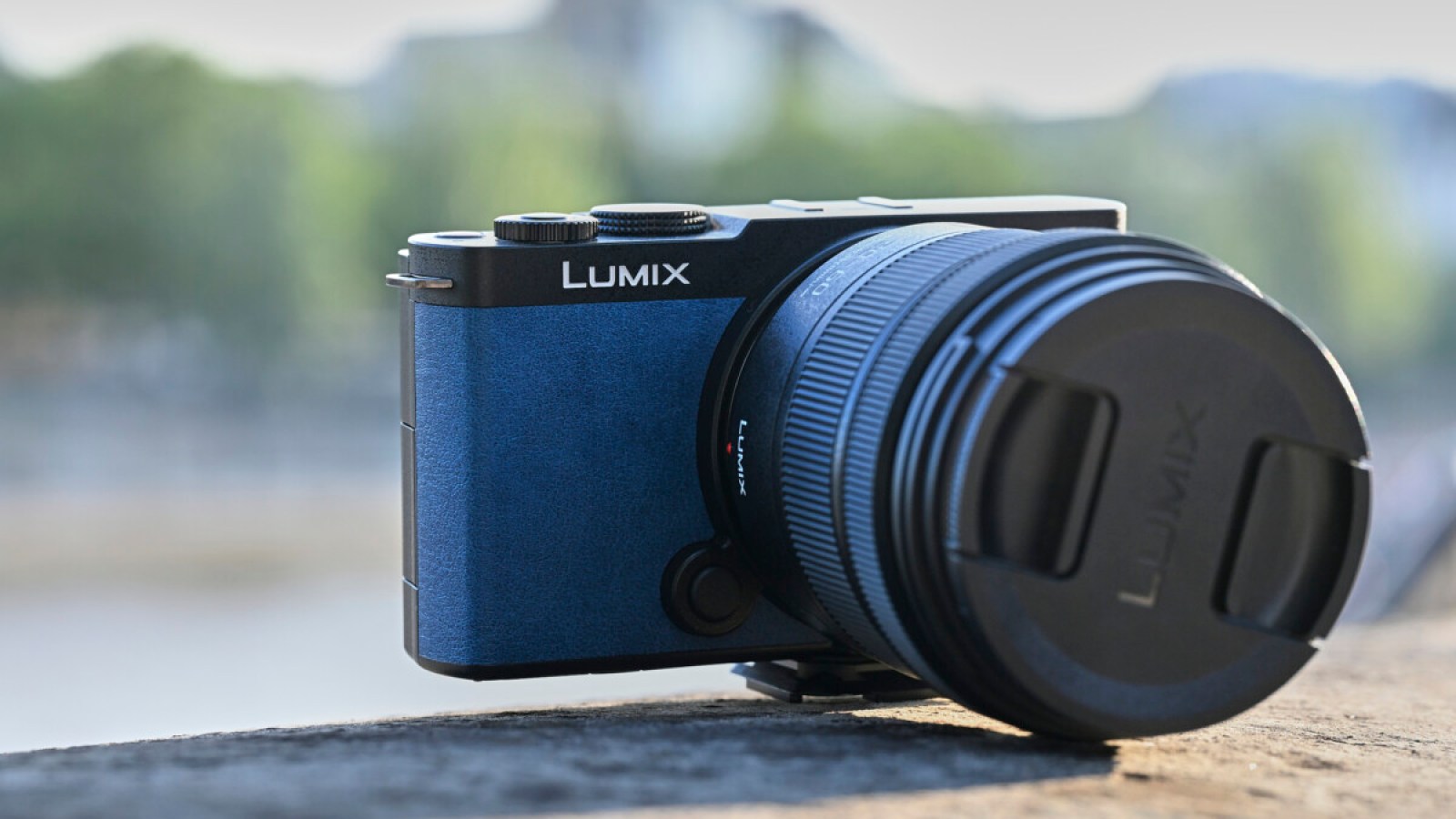 Appareil Photo Compact Panasonic Lumix DMC-FS16 - Avec Petit Défaut (voir Photos) - Occasion Fonctionnelle