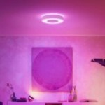 Ce plafonnier coloré Philips Hue à -30 % va changer l’ambiance de votre salon