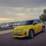 Renault annonce l’arrivée de nouvelles batteries pour réduire le prix de ses voitures électriques