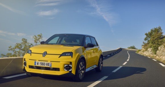 Renault R5 image bank media Test-Drive, from September 21 to 23th 2024 at Nice, France - Photo Yannick Brossard / DPPI