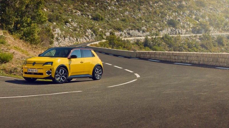 Voitures électriques chinoises : pourquoi Renault, Stellantis et Volkswagen veulent assouplir le plan de Bruxelles