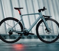 Ce nouveau vélo électrique Scott ultra léger est un petit bijou, mais il y a un gros mais