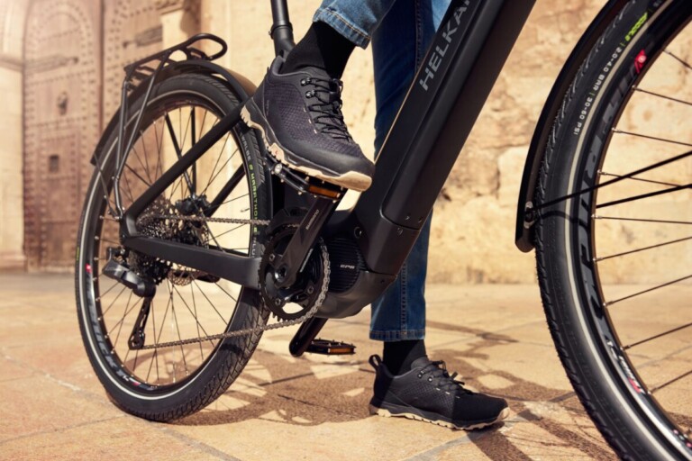 On a roulé avec une transmission semiautomatique pour vélo électrique — free download