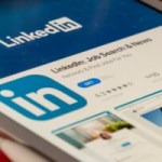 LinkedIn écope d’une amende de 310 millions d’euros après une plainte portée par une association française