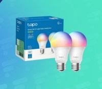 Ce lot de deux ampoules connectées multicolores programmables est à moins de 15 € grâce à cette offre Amazon