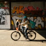 Londres a déjà saisi plus vélos et trottinettes électriques illégaux en 2026 qu&rsquo;en 2025 : merci leur banc d&rsquo;essai roulant qui change la donne