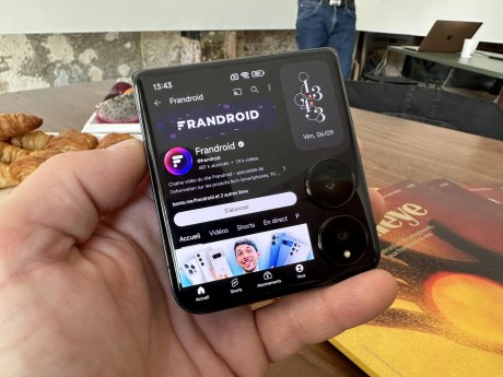 Xiaomi Mix Flip // Source : Édouard le Ricque pour Frandroid