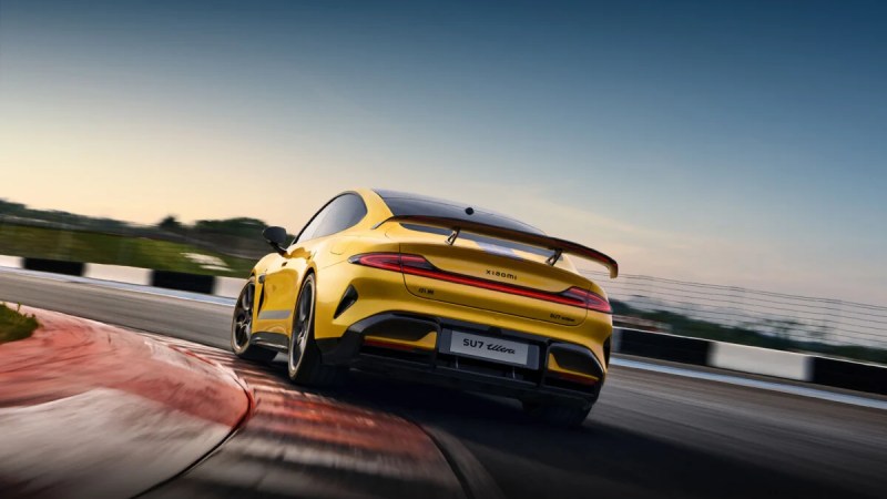 Xiaomi s&rsquo;installe sur les terres de BMW et débauche chez Lamborghini et Porsche pour ses futures voitures électriques