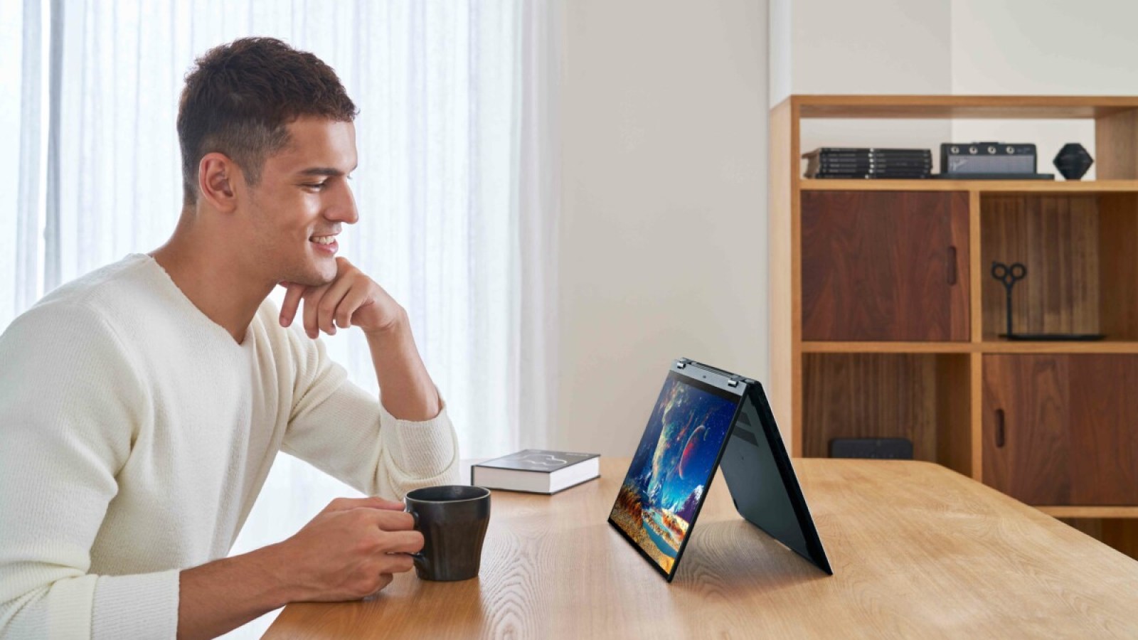 ASUS ZenBook 13 OLED - I5-1135G7, 13,3", SSD, Windows 11 - Occasion (très Bon état)