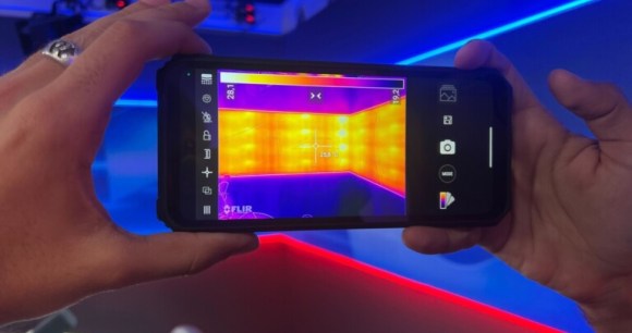 Une caméra thermique dans un smartphone, pour quoi faire ? On a testé le Blackview BL9000 Pro