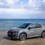 Pourquoi les voitures électriques d’occasions mettent plus de temps à se vendre que les thermiques