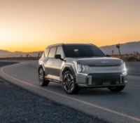 Kia dévoile une voiture électrique ultra-performante qui s’attaque au Tesla Model X