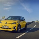 La Renault 5 électrique en location à 150 € par mois : bonne ou mauvaise affaire ? Voici notre analyse