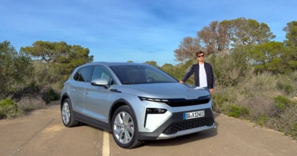 On a essayé le Skoda Elroq et il ne lui manque qu’une seule chose pour être parfait