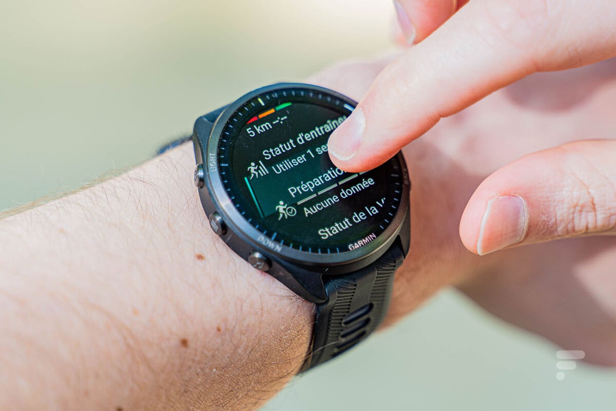 L'écran de la Garmin Forerunner 965 est tactile