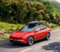 Le plus grand concurrent chinois du Tesla Model Y et ses 850 km d’autonomie arrivera en Europe l’an prochain