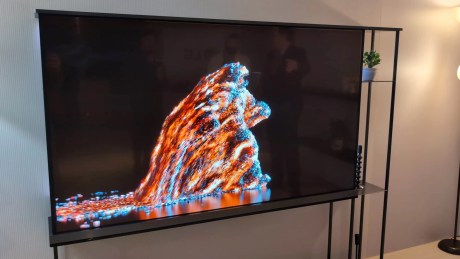 LG Signature OLED T // Source : Sylvain Pichot / Frandroid