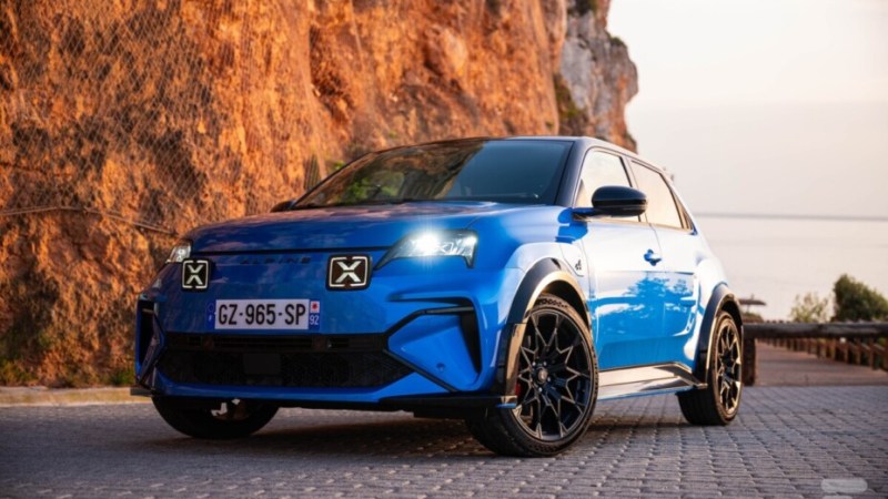 On a conduit l’Alpine A290, une R5 E-Tech performante qui prouve qu’on peut s’amuser en voiture électrique On a conduit l’Alpine A290, une R5 E-Tech performante qui prouve qu’on peut s’amuser en voiture électrique