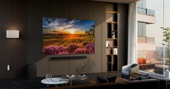 Test du TV Samsung TQ65Q70D : lumineux, polyvalent aussi bien pour les films que les jeux