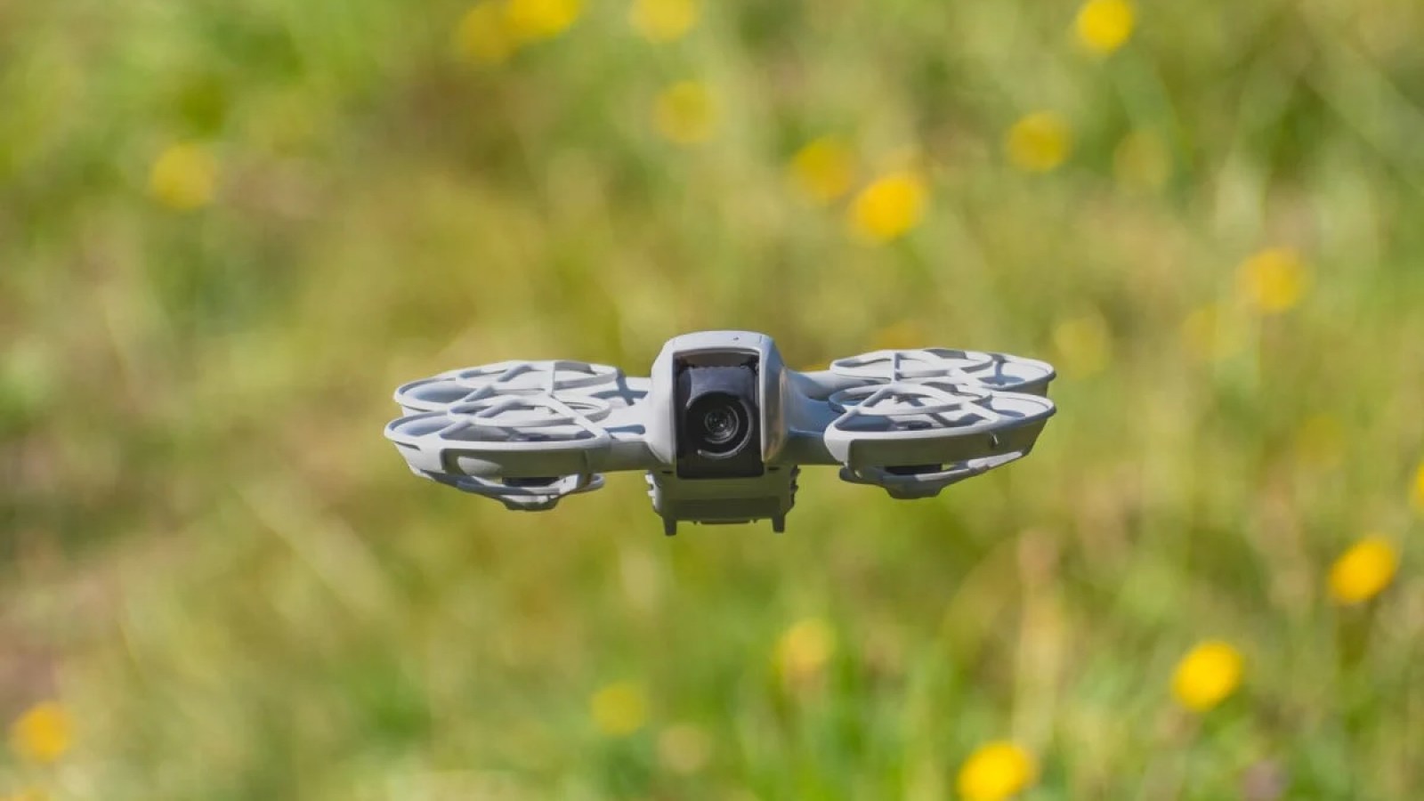 DJI Neo：この4Kポケットドローンは、いくつかのe-merchantsと一緒にプロモーションに戻ります