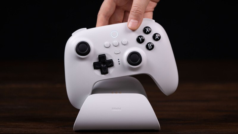 La 8BitDot Ultimate est la manette parfaite pour vos jeux rétrogaming, Android, PC et Switch, surtout quand elle est à tout petit prix