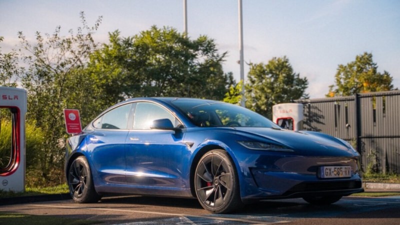 Réparation de Tesla, future Livebox et smartphone Samsung pliable en trois – Tech’spresso