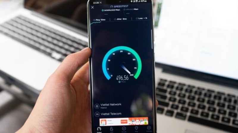 Orange, Free, SFR, Bouygues : le verdict choc sur les débits et la latence des réseaux mobiles