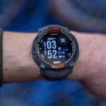 Garmin Instinct 3 Solar : cette montre outdoor à l&rsquo;autonomie illimitée en promo devient l’alliée idéale pour vos défis de 2026