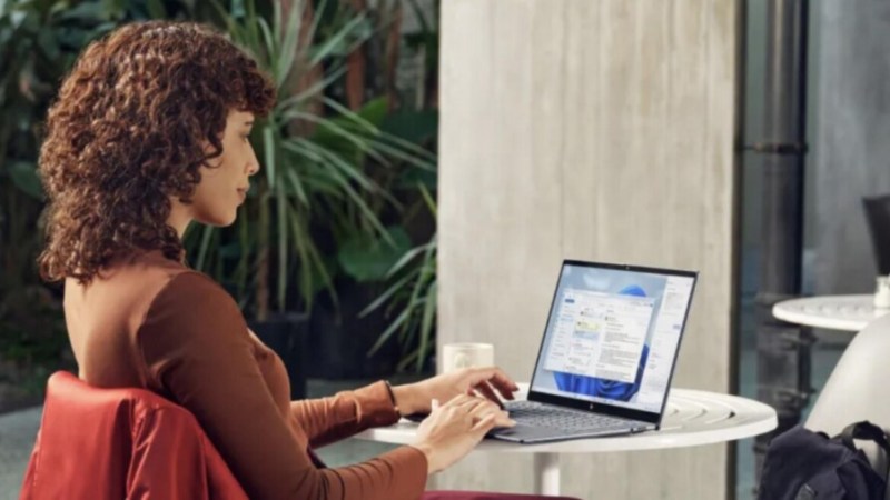 HP OmniBook X 14-fe1000nf : ce PC Copilot+ puissant avec IA et puce Snapdragon perd 150 € de son prix (+ une souris offerte)